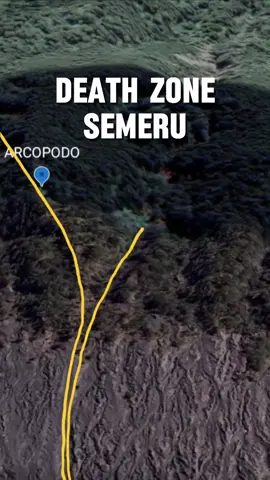 “Zona Paling Mematikan di Gunung Semeru ‼️ Banyak yang Salah Jalur…” • #Blank75 • #GunungSemeru • #PendakiWajibTahu • #MisteriGunung • #faktapendakian 