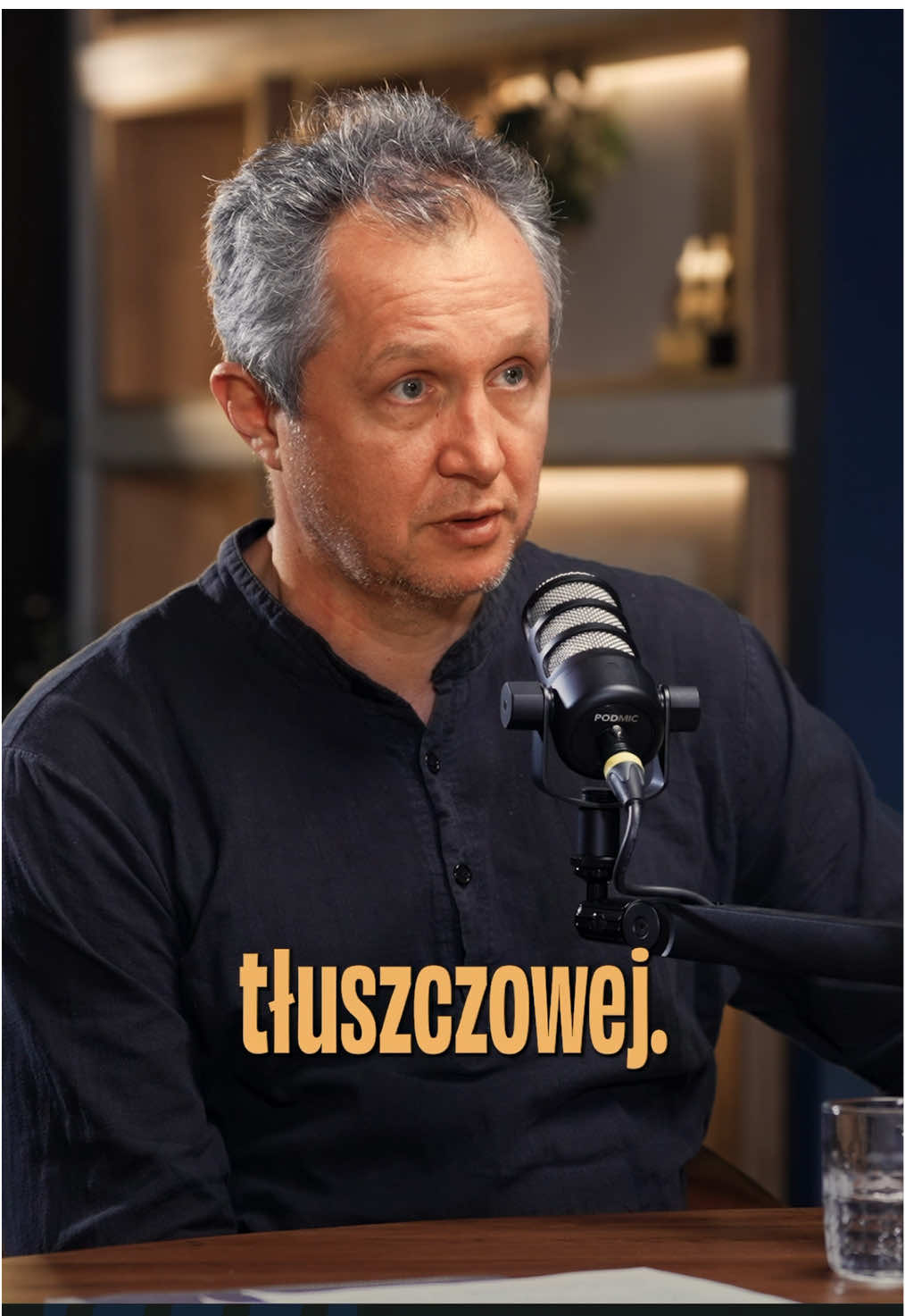 Dlaczego tak często robimy to, co nas niszczy? W tym odcinku dr Tomasz Mazur – filozof i popularyzator stoicyzmu – wyjaśnia, co oznacza prawdziwa wolność i jak można ją odzyskać. Słuchaj „Rezultatów” na YouTube, Spotify i Apple Podcasts 🧡 #podjadanie #slodycze #filozof #stoicyzm #podcast 