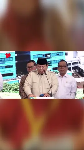 Harapan Baru untuk Pasien Otak di Indonesia Rumah Sakit Otak Nasional hadir sebagai pusat layanan kesehatan dengan fasilitas lengkap. Pasien yang sebelumnya harus berobat ke luar negeri kini bisa ditangani di tanah air. Hal ini menjadi langkah maju dalam kemandirian sektor kesehatan Indonesia. Prabowo menunjukkan kepeduliannya agar rakyat mendapatkan akses kesehatan berkualitas. Infrastruktur ini akan menjadi warisan penting bagi generasi mendatang. #prabowobersamarakyat #demo #fyp #kesehatanindonesia #rumahsakit