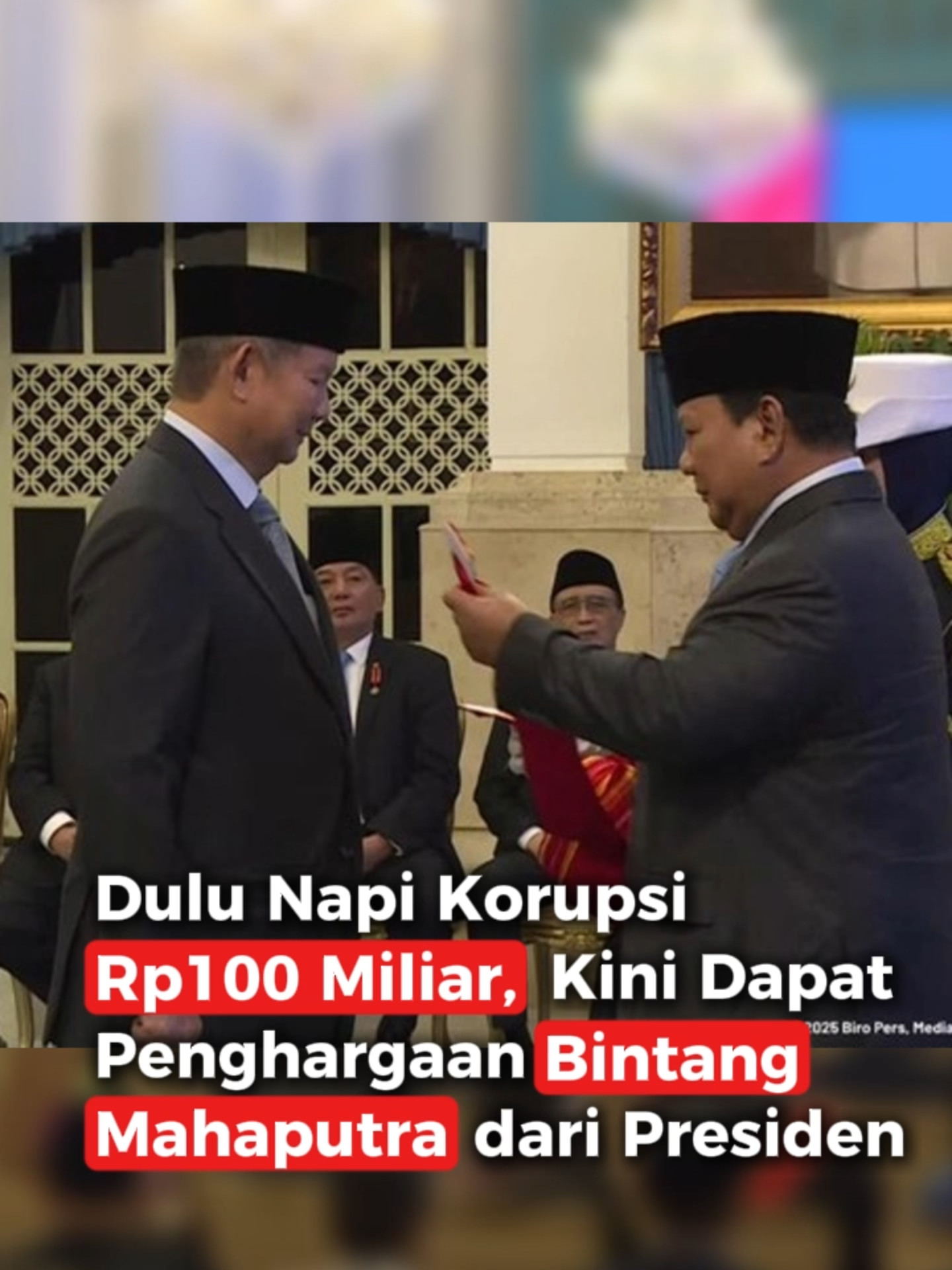 Presiden Prabowo Subianto menganugerahkan Bintang Mahaputera kepada Burhanuddin Abdullah, mantan terpidana korupsi Mantan Gubernur Bank Indonesia ini pernah divonis lima tahun penjara terkait aliran dana Rp100 miliar dari BI ke DPR. Meski punya catatan kelam, kini ia mendapat penghargaan tertinggi kedua dari negara: Bintang Mahaputera. Anugerah kehormatan ini diberikan kepada mereka yang secara luar biasa menjaga keutuhan, kelangsungan, dan kejayaan Negara Kesatuan Republik Indonesia. #metropolitan #bacametropolitan #presidenprabowo #burhanuddinabdullah #bintangmahaputera #mantanterpidanakorupsi