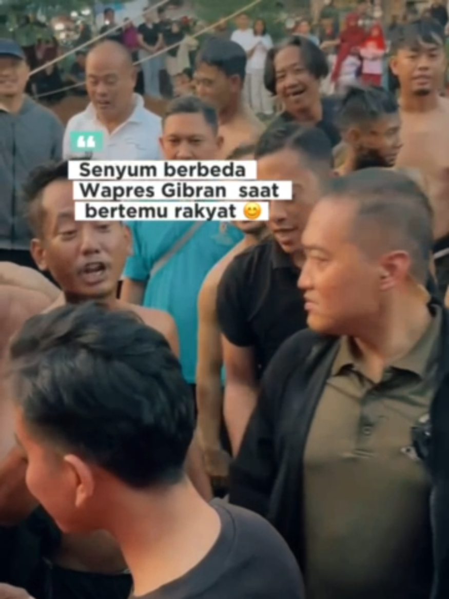 Energi positif Mas Wapres Gibran selalu menular. Setiap hadir, pasti bikin suasana jadi adem dan penuh harapan. #menyalagibranku #fyp #wapresgibran #gibranrakabumingraka #aksigibran  @aksigibran @Gibran Rakabuming 