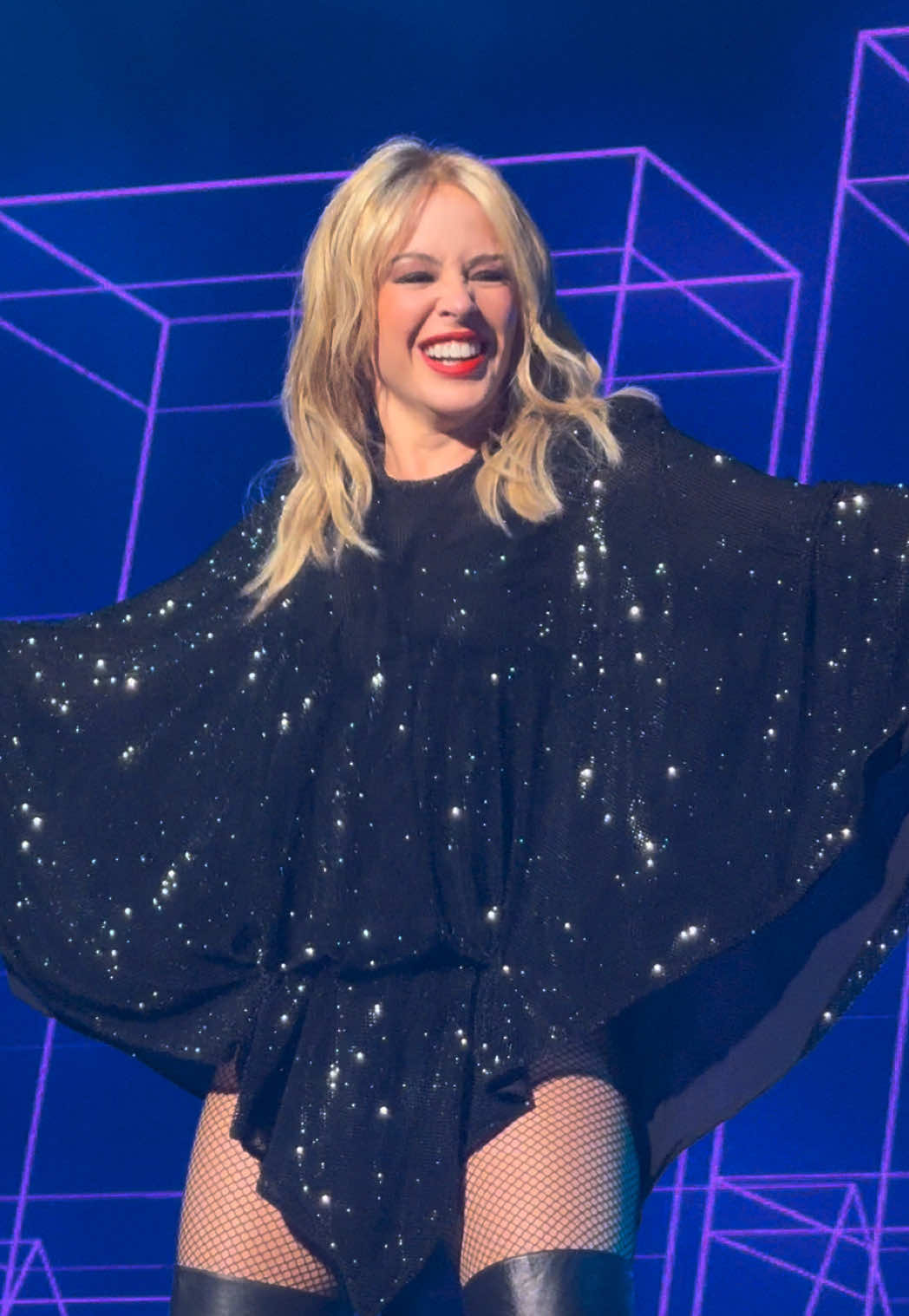 “can’t get you out of my head” @Kylie Minogue, tension tour | los angeles, ca | may 2, 2025 #kylieminogue #tensiontour #kylieminoguetour #cantgetyououtofmyhead #concert 