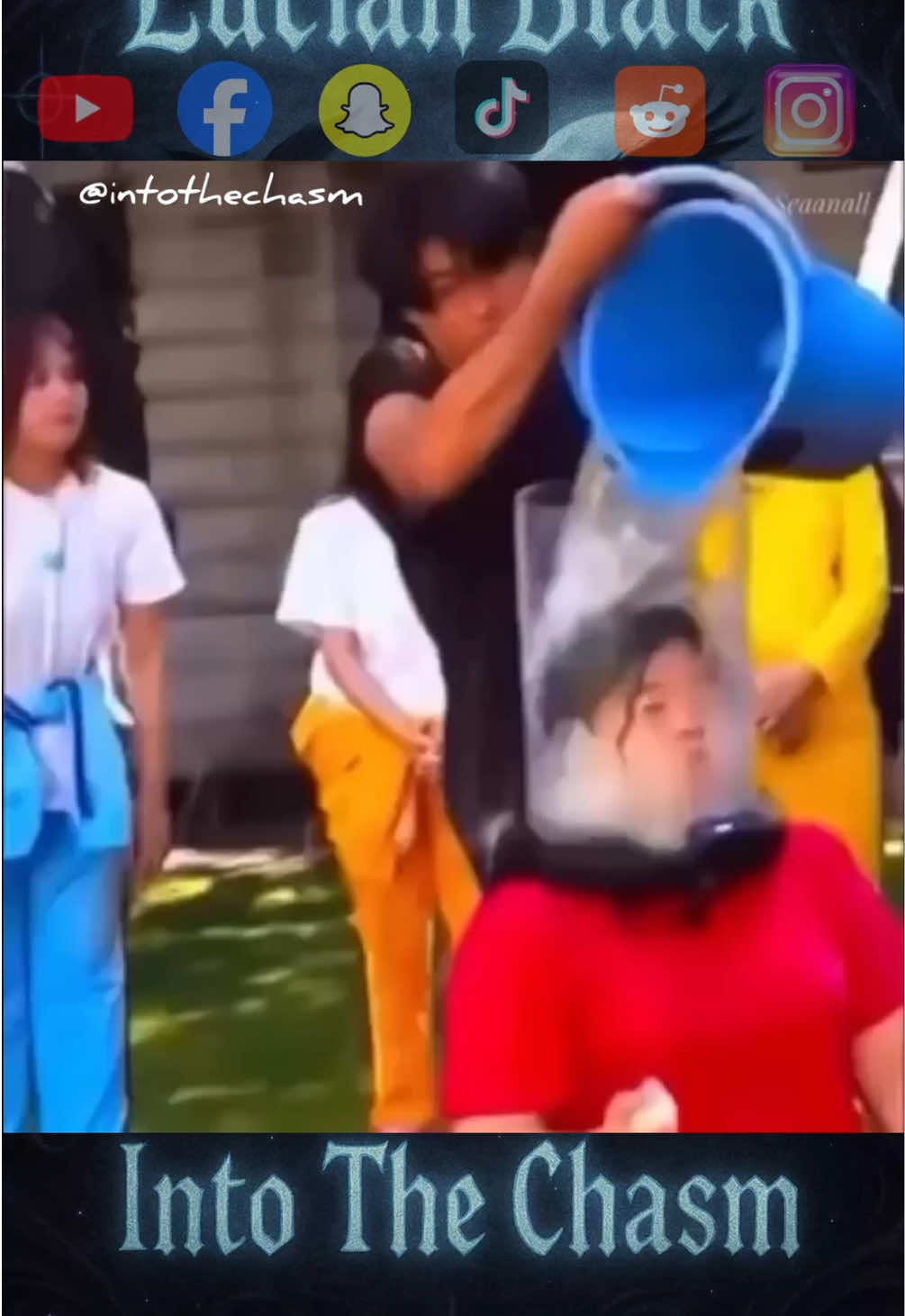 I don’t know what this game is but it’s weird and I want in.