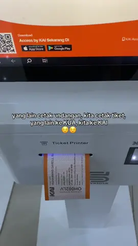sedang menikmati masa muda tanpa percintaan😌 #kai #kaiaccess #keretaapi #trip #mentahanvideo 
