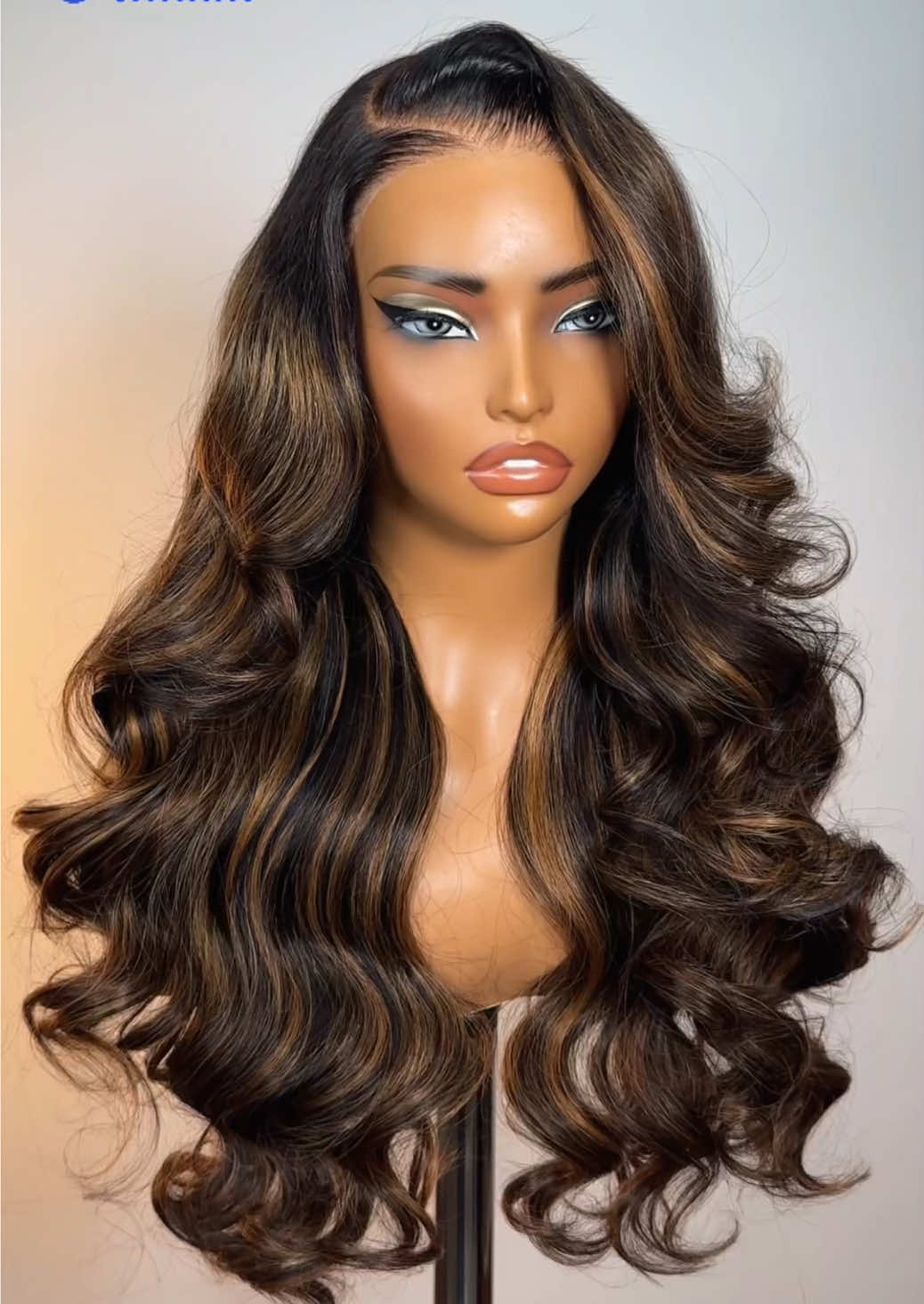 The quickest glow-up of your life? It’s this wig! Giving everything😍💃🏽  #wig #wiginstall #nadulahair #fallfreshness #RushTok2025 