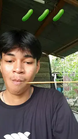 sulap emoji🥒🥒🥒makan sesuai emoji#makansesuaiemoji #viral #emojichallenge #emoji #fyp 