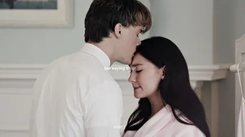 the way they both look at each other with this golden light 🥹 | #teamconrad #thesummeriturnedpretty #bonradedit #conradfisher #bellyconklin  the summer i turned pretty s3 episode 8 edit 