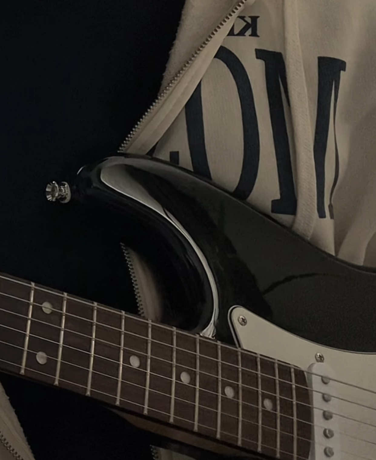 Alien blues #fyp #electricguitarcover #guitartok #alienblues 