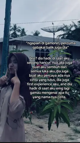 tapi pada akhirnya dia juga adalah luka terbesar aku..