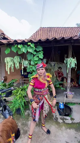 Outfit by @Adi Caemt 🥰 #fyp #fypシ #fypシ゚viral #salatga24jam 