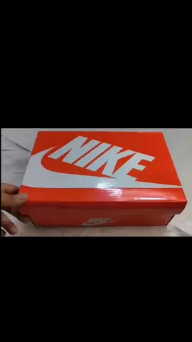 متوفر Nike zoom بهذا الشكل جميع القياسات للطلب مراسلة الواتساب  #عراق، #بغداد، #تيك_توك_العراق، #مشاهير_تيك_توك_العراق #