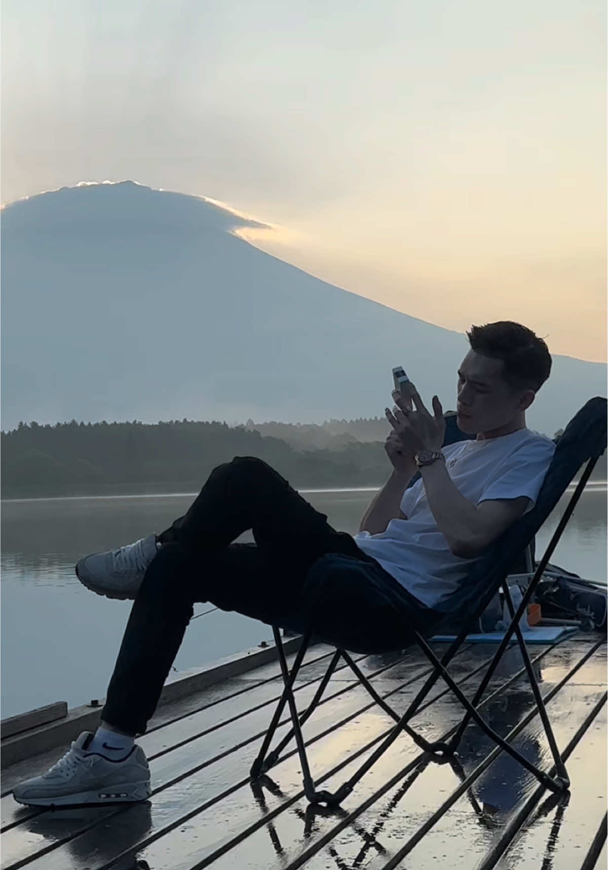 @𝗦𝗚𝗖𝗢𝗠𝗣𝗨𝗧𝗘𝗥 💻🇯🇵 Không bon chen với Đời nữa… 3h sáng đi câu cá với các Cụ. Thu ăn măng trúc, đông ăn giá.. Cuộc sống vậy mà vui🤭 #xyzbca #fyp #LearnOnTikTok #xuhuong #Vinhhoang 