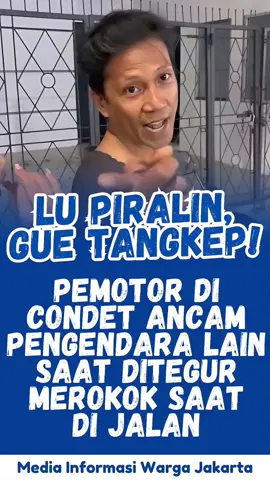 PEMOTOR DI CONDET ANCAM PENGENDARA LAIN SAAT DITEGUR MEROKOK SAAT DIJALAN  Seorang pengguna jalan mendapat ancaman dari pengendara sepeda motor setelah menegurnya yang merokok sambil berkendara. Peristiwa itu terjadi di Jalan Raya Condet, Batu Ampar, Kramat Jati, Jakarta Timur, pada Selasa (26/8/2025) sekitar pukul 22.00 WIB. Menurut korban, insiden berawal saat ia tengah membonceng saudaranya dan terkena abu rokok yang dipegang pelaku. “Pertama abu rokok kena saya, lalu kena kakak saya,” kata korban saat dikonfirmasi @wargajakarta.id. Korban kemudian menegur pelaku dengan ucapan, “Itu rokoknya kena kami.” Namun, pelaku justru membalas dengan nada emosi, “Apa? Kenapa?” Tak terima ditegur, pelaku meminta korban menepi ke pinggir jalan. “Minggir dulu lu,” ucapnya. Korban pun mengikuti permintaan tersebut dan kembali mengingatkan bahwa abu rokok pelaku mengenai dirinya. Bukannya menyadari kesalahan, pelaku justru semakin marah dan berkata, “Lu cewek, udah sana, mending lu jalan.” Merasa terancam, korban berinisiatif mengeluarkan ponselnya untuk merekam pelaku yang saat itu membonceng istrinya. Saat direkam, pelaku kembali melontarkan ancaman, “Lu viralin, gue tangkep. Lu tau kan undang-undang ITE,” katanya dengan nada emosi. 🎥 Korban  📃 @wargajakarta.id  #WargaJakarta #WargaHarusTau #Viral 