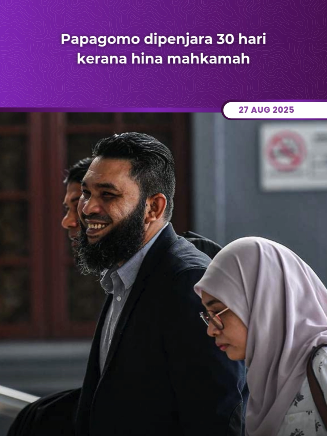 Penulis blog Papagomo dijatuhi hukuman penjara 30 hari selepas didapati bersalah menghina mahkamah. Mahkamah KL turut memerintahkan Papagomo membayar kos RM30,000 kepada bekas Ketua Polis Negara, Tan Sri Razarudin Husain yang memfailkan permohonan komital tersebut. #AstroAudioNews 