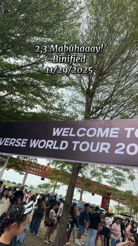 Ready na ba tayo ulit to end the year with one of the best concert of the year? Dito ata mabubuhos yung 13th month pay ko. 😂 #Binified #Bini #philippinearena #concert 