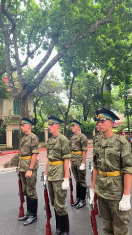 Khối quân nhân Nga trong buổi sơ duyệt A80 🇻🇳 27/08/2025 🇻🇳#dieubinh #A80 #dieubinhdieuhanh #Nga #quandoinhandanvietnam #bodoi #bodoicuho #yeunuoc #yeunuocvietnam #toiyeuvietnam🇻🇳🇻🇳🇻🇳 #flypシ #foryou #yeunuoc #xuhuong 