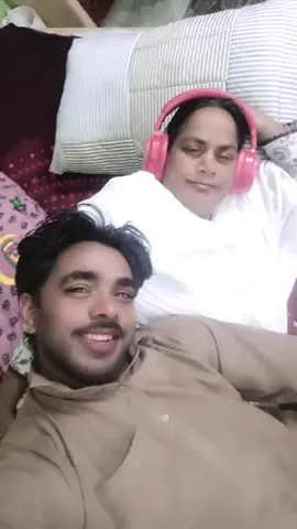 #hgjimesbigmommymilkers  Meri maa mere paas h