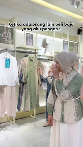 Rasanya kayak liat mantan jalan sama gebetan baru…😂 #SahabatNobby Ada yang pernah ngalamin nggak sih?

#NobbyStore #ClassyMuslimOutfit #Nobby #Relateable #Girlsproblem 