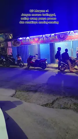bismillahirrahmanirrahim yu yang mau sate Maranggi nya Redy tiap hari ya lokasi nya di jalan pasar anyar Bendul sukatani Deket stasiun sukatani purwakarta 🥰