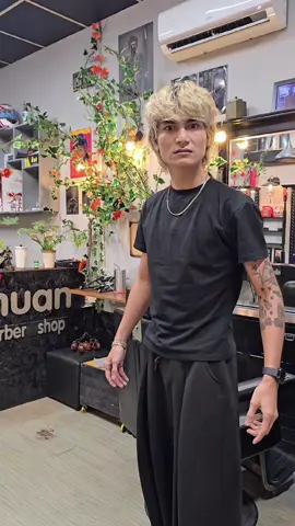 Lớn mà tính không có đầm 