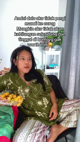 Siapapun Tolong kembalikan selendangku,