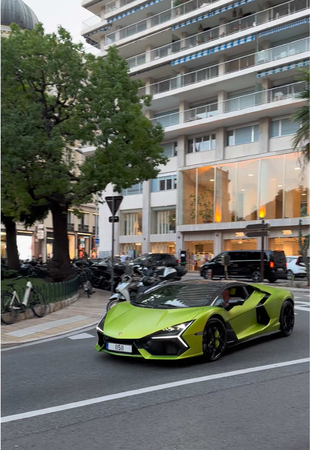 A green bull !  #lamborghini #revuelto #monaco #luxury #supercar 