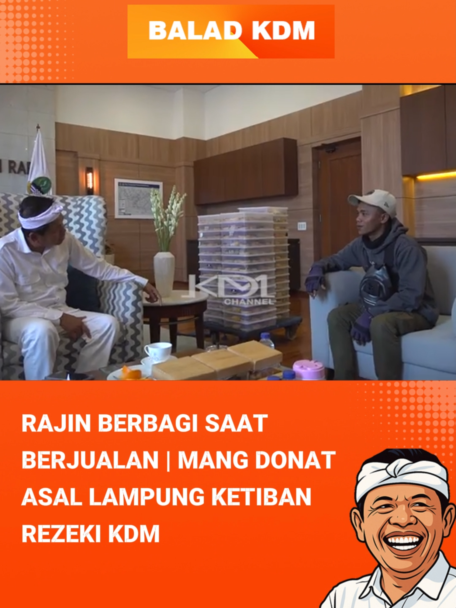 RAJIN BERBAGI SAAT BERJUALAN | MANG DONAT ASAL LAMPUNG KETIBAN REZEKI KDM