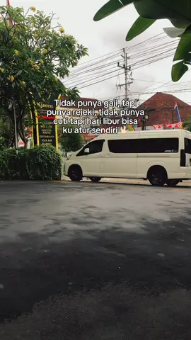 “pekerjaan sesuai hobi adalah idaman dan ibadah yang sesuai”  info reservasi klik bio! #fypシ゚viral #hiacejogja #hiaceindonesia #AA9000