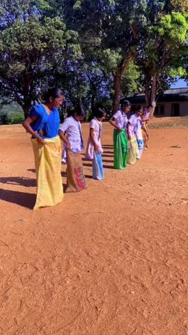 ගුරුවරු කියන්නෙම හරි පුදුම පිංවන්ත පිරිසක්❤️#viralvideo #fyp #onemillionaudition #trending #foryoupage 