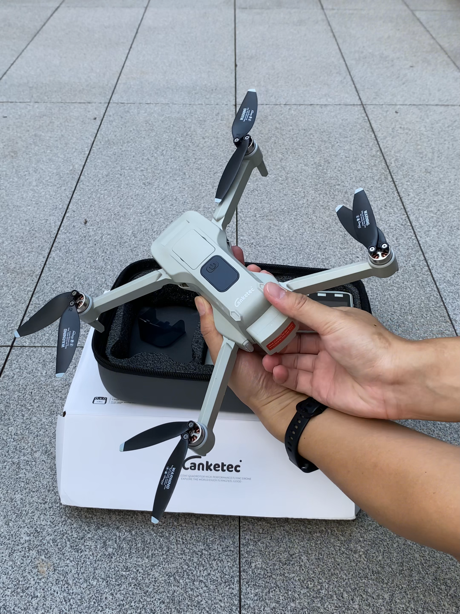 This is the best drone I've found#s159 #drones #4KHD #tiktokshop #Aerial #photography #tiktok #hot #fly #drone #beginners #dronelife #gogogo