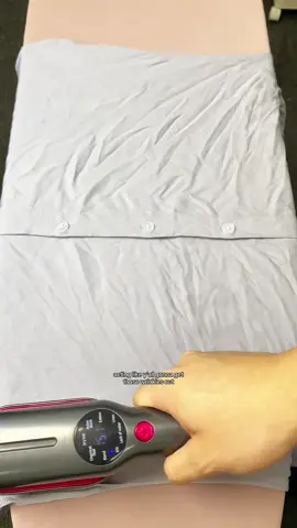 Say goodbye to wrinkles in a flash! ✨ No iron? No problem. Try this quick and easy hack to keep your clothes looking fresh and smooth every day. 👕💨 #WrinkleFree #ClothingHacks #QuickFix #TikTokShopLaborDaySale#freeshipping 