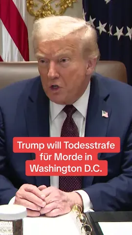 Das Vorgehen von US-Präsident Donald Trump in der Hauptstadt Washington D.C. verhärtet sich: Er strebt bei Morden künftig die Todesstrafe an. Vor etwa zwei Wochen hat der Präsident die Nationalgarde aktiviert – wegen angeblich ausufernder Gewalt.
 Die Todesstrafe ist in den USA auf Bundesebene, beim Militär und in 27 Bundesstaaten zugelassen. In D.C. wurde 1957 zuletzt jemand hingerichtet. 1981 hat der Stadtrat die Todesstrafe abgeschafft. Allerdings kann das Bundesgericht entscheiden, eine verdächtige Person auf Bundesebene anzuklagen.
 Donald Trump hat bereits vor seinem Amtsantritt verkündet, dass er das Justizministerium anweisen werde, die Todesstrafe konsequent zu verfolgen. #usa #trump #srfnews #srf #news 