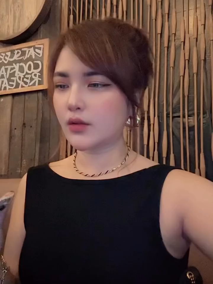 ClipDown_com_AQNWOyp46PDeqy0IxJ6oMwOYsWtMy_UeJgP7c_KHBS_2HTxwHk