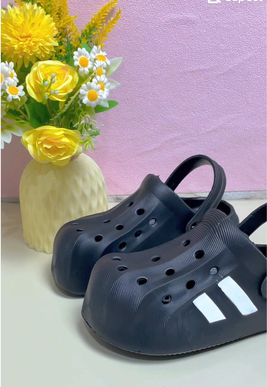 Sandal baim iji masih jadi favorit dikalangan usia 😍  #sandal #sandalmurah #sandalbaim #sendalnyaman #sendalkekinian 