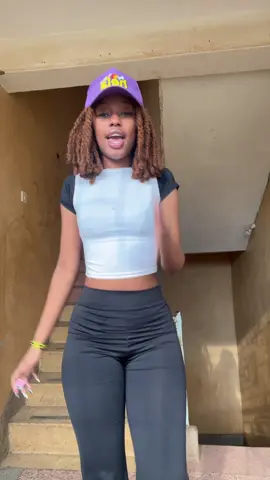 Ya’ll know what to do with the link on my bio😉 @helazone  #helazone #winbig 