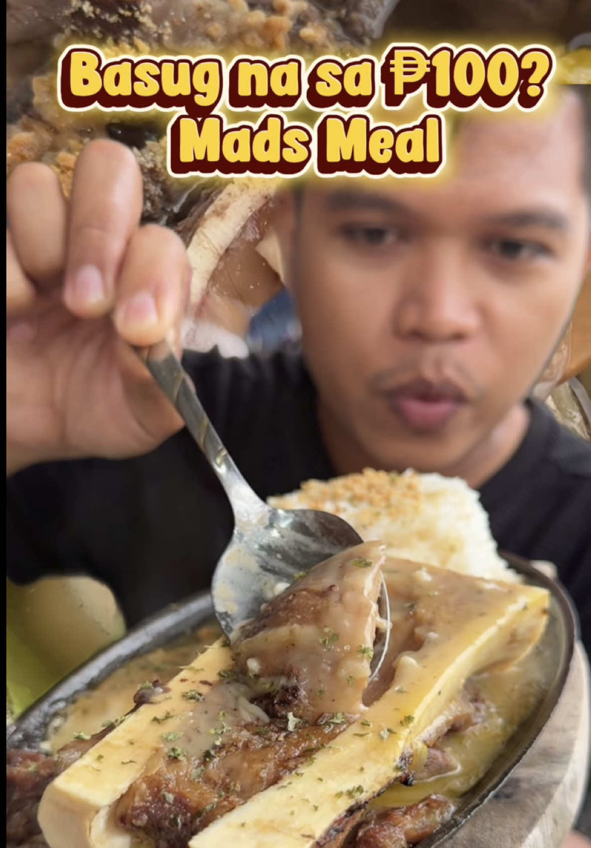 From plaza viral to comfort food cravings, Mads Meal never disappoints! 🍲🔥 Craving for bulalo at sizzling goodness? 🥘 Perfect spot ‘yan dito! Open from Monday to Saturday, 7AM–8:30PM (serving starts around 9–10AM habang niluluto pa ang kanilang special bulalo 😋). Closed every Sunday. 📍 Visit them at 552 Verra Juliano Camp, Sesame Street, Cotabato City. Sulit, sabaw, at sarap sa bawat kain! 🍴✨ #CotabatoFoodGuide #MadsMeal #cotabatocity #fypシ゚viralシ #fypviralシ 
