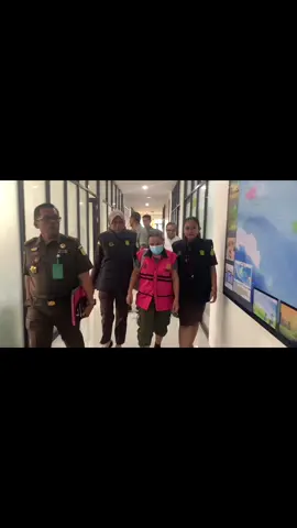 Penangkapan buronan dugaan kasus korupsi di Manokwari. #kejagung #kejatipapuabarat #timtabur #kasuskorupsi 