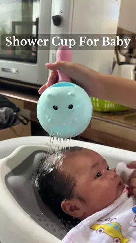 Enjoy na enjoy nga yung baby ko every bath time kasi hindi siya nagugulat sa tubig dahil dito sa Shower Cup na to. #showercup  #babyshowercup  #showercupforbaby  #taboforbaby  #babybathessentials  #babyessentials  #nestingmommas  #fyp 