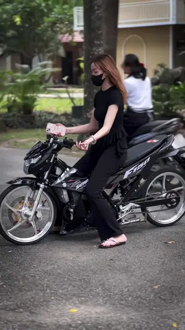 Gái đẹp Q8🥰