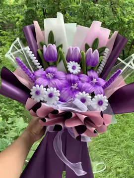 Purple theme listed as best seller now! 💜 Sobrang daming reservation netooooooo 😭 #handmade #handmadegifts #handmadecraft #handmadewithlove #fuzzy #fuzzywire #fuzzywireflowers #fuzzywirebouquet #crafts #crafting #flowers #flowerbouquet 