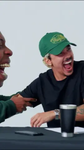 QUEM É O OFICIAL DO EXERCITO?  O melhor episodio do aqueles caras vem semana que vem!