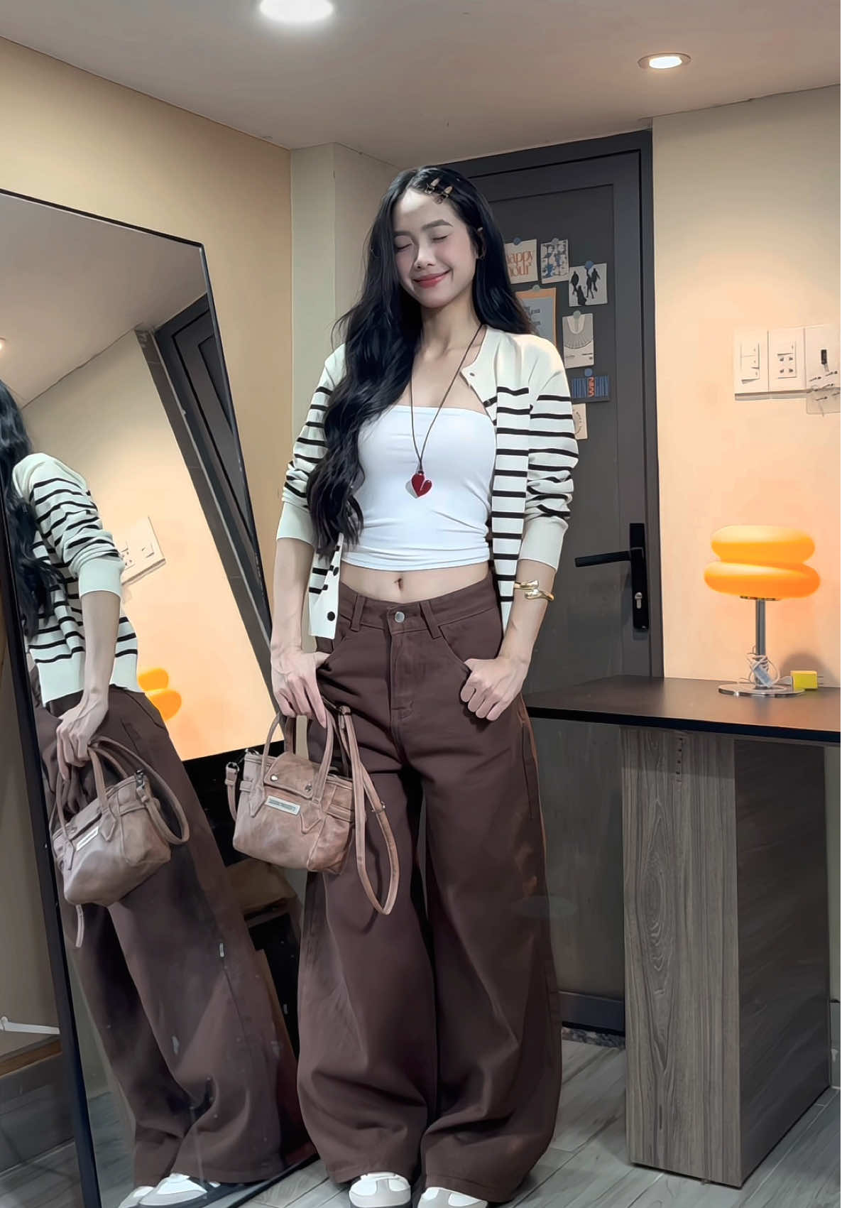 Lần đầu thử quần màu nâu mà mê thật nha #calemclub #quanjeans #quanjeansuong #phoido #42kgmacgi 