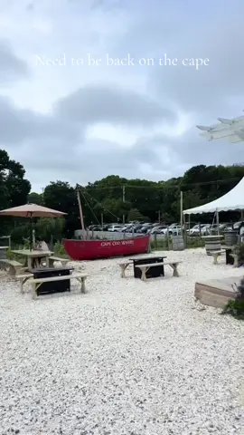 Cape cod for Labor Day weekend SIGN ME UP! See ya soon:)  #capecod #capecodmassachusetts #capecodsummer #capecodvacation #beachhouse 