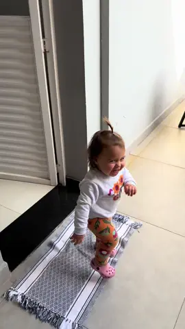 Bom diaaaaa! Bom diaaaaa!!