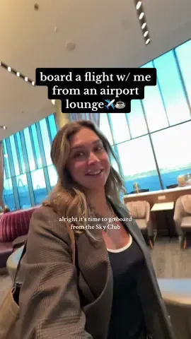 can now say ive boarded a flight from the sky club🤪 (the excitement i had yesterday checking in for my flight to find out i was M11, its the little things okay!!!) @delta the delta sky club in ohare is unmatched! 