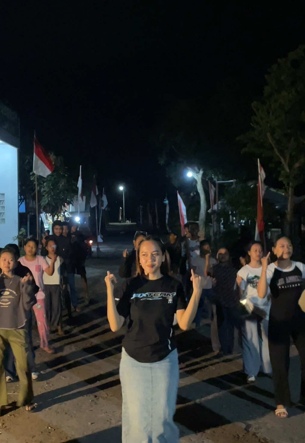 Mosok iki seng jare gak sido???🫣🤣 #soundsystem #soundhoregjawatimur #soundhoreg #karnaval #riswandaaudio 