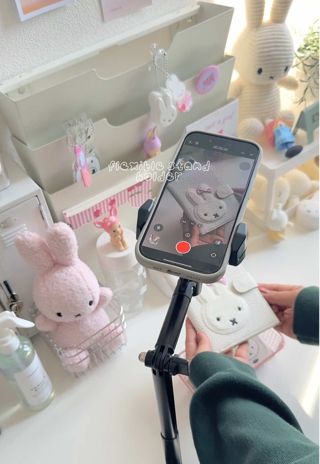 Stand holder yg bisa untuk ngonten + nonton🫰🏻 #standholder #tripod #standholderhp 