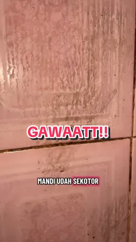 mending langsung dibersihin aja✨ #loxuscleaner #penghilangkerakviral #kerakmembandel #kamarmandikotor #kamarmandi 