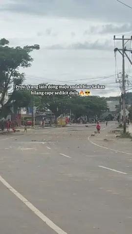 pace su lelah skalii demii .... 🤣🔥😎#lewatberanda #fyp #sorong #kotasorong #viral 