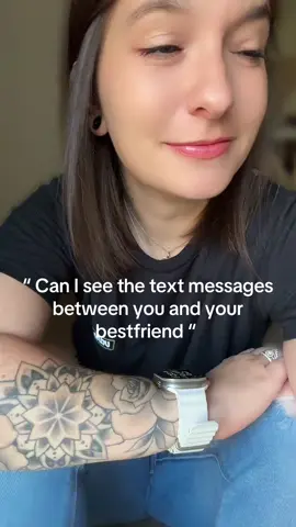 Conversations between besties can and will be all over the place one minute your happy than ready to rip someone’s face off… along with reminders …. Talking shit… but most of all those conversations are top secret 😂 #besties #foryoupage  #foryou #funny